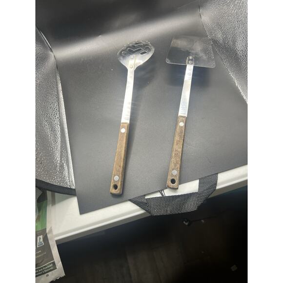 STAINLESS STEEL WOODEN HANDLE SLOTTED SPATULA AND SPOON SET Made in Taiwan - Picture 3 of 5
